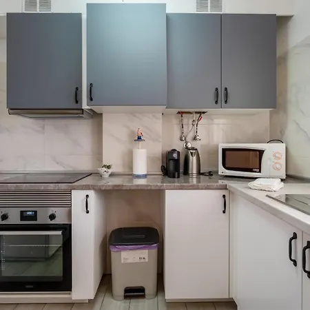 Typical T2 In W/ Balcony By Lovelystay * Albufeira