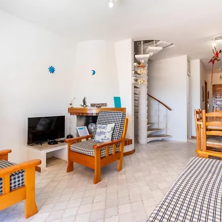 Appartement Typical T2 In W/ Balcony By Lovelystay *