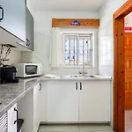 Typical T2 In W/ Balcony By Lovelystay Apartment *