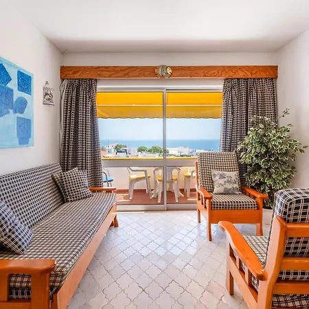 Typical T2 In W/ Balcony By Lovelystay البوفيرا