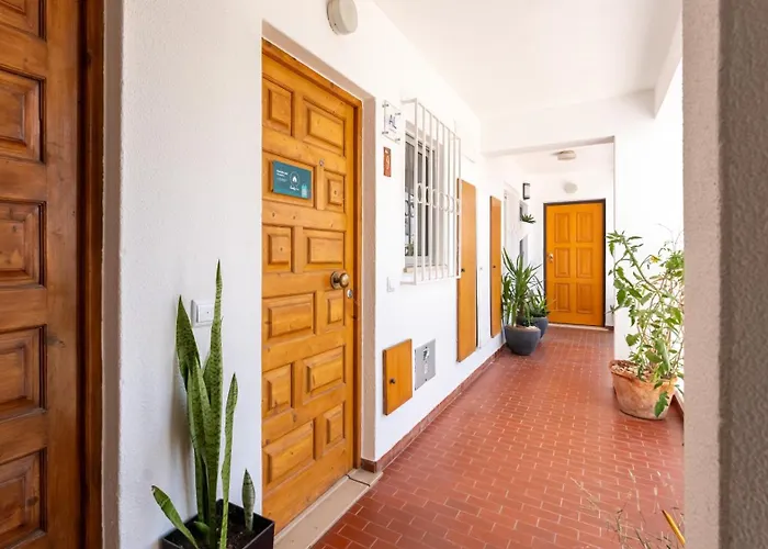 アパート Typical T2 In W/ Balcony By Lovelystay