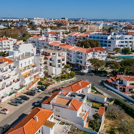 Typical T2 In W/ Balcony By Lovelystay * Albufeira